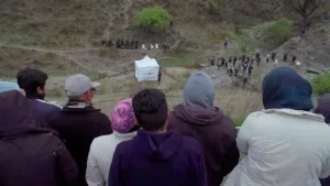Nuestra Tierra: la persistencia del pespojo colonial