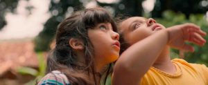 La naturaleza de las cosas invisibles : Niñas descubriendo lo inmaterial